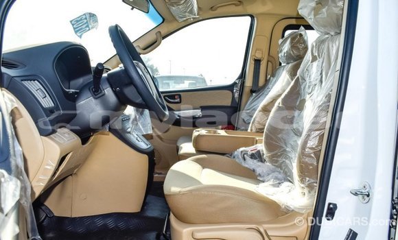 ຊື້ ການ ນຳ ເຂົ້າ Hyundai Accent White ລົດ ໃນ Import - Dubai ໃນ Attapeu Province ຊື້ ການ ນຳ ເຂົ້າ Hyundai Accent White ລົດ ໃນ Import - Dubai ໃນ Attapeu Province