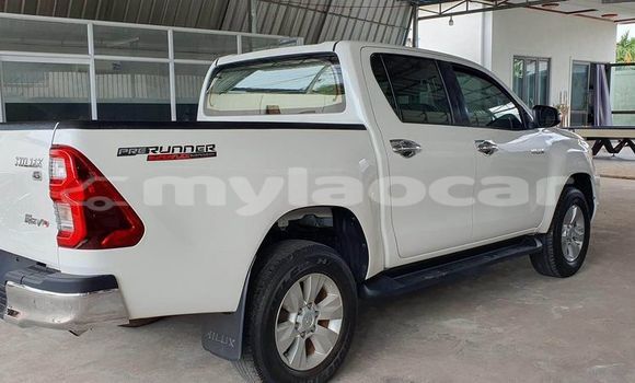 Buy Used Toyota Hilux White Car in Vientiane in Vientiane Province Buy Used Toyota Hilux White Car in Vientiane in Vientiane Province
