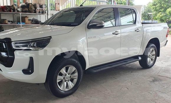 Buy Used Toyota Hilux White Car in Vientiane in Vientiane Province Buy Used Toyota Hilux White Car in Vientiane in Vientiane Province