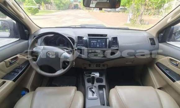 Buy Used Toyota Fortuner Black Car in Vientiane in Vientiane Province Buy Used Toyota Fortuner Black Car in Vientiane in Vientiane Province