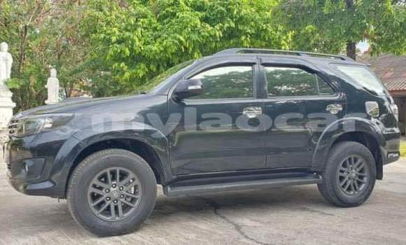 Buy Used Toyota Fortuner Black Car in Vientiane in Vientiane Province Buy Used Toyota Fortuner Black Car in Vientiane in Vientiane Province