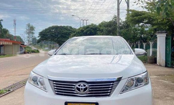 Buy Used Hyundai Accent White Car in Vientiane in Vientiane Province Buy Used Hyundai Accent White Car in Vientiane in Vientiane Province