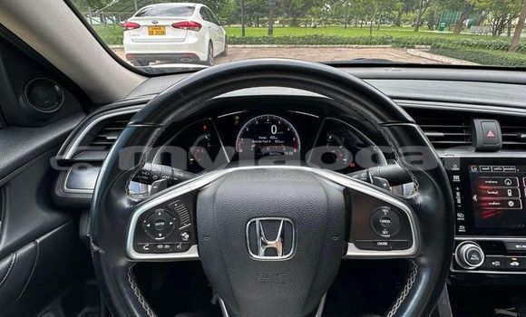 Buy Used Honda Civic White Car in Vientiane in Vientiane Province Buy Used Honda Civic White Car in Vientiane in Vientiane Province