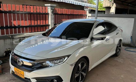 Buy Used Honda Civic White Car in Vientiane in Vientiane Province Buy Used Honda Civic White Car in Vientiane in Vientiane Province