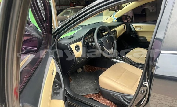 Buy Used Toyota Camry Black Car in Vientiane in Vientiane Province Buy Used Toyota Camry Black Car in Vientiane in Vientiane Province