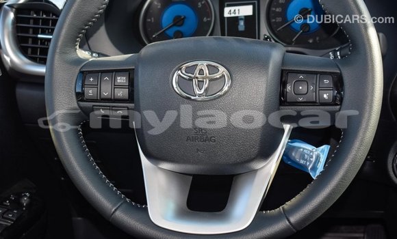 Acheter Import Voiture Toyota Hilux Autre à Import - Dubai, Attapeu Province Acheter Import Voiture Toyota Hilux Autre à Import - Dubai, Attapeu Province