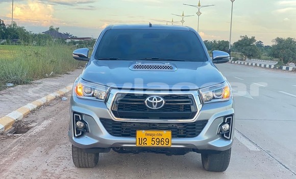 Buy Used Toyota Hiluxe Revo Other Car in Vientiane in Vientiane Province Buy Used Toyota Hiluxe Revo Other Car in Vientiane in Vientiane Province