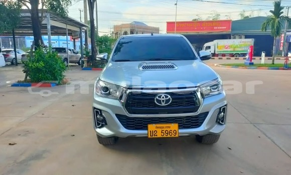 Buy Used Toyota Hiluxe Revo Other Car in Vientiane in Vientiane Province Buy Used Toyota Hiluxe Revo Other Car in Vientiane in Vientiane Province