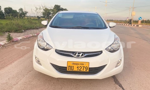 Buy Used Hyundai Elantra White Car in Vientiane in Vientiane Province Buy Used Hyundai Elantra White Car in Vientiane in Vientiane Province