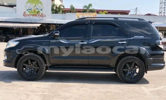 ຊື້ ໃຊ້ແລ້ວ Ford Capri Black ລົດ ໃນ Xam Nua ໃນ Houaphan Province