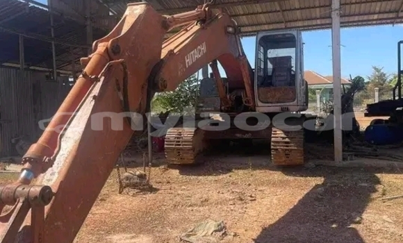 Buy Used Mitsubishi Dion Other Car in Huayxay in Bokeo Province Buy Used Mitsubishi Dion Other Car in Huayxay in Bokeo Province