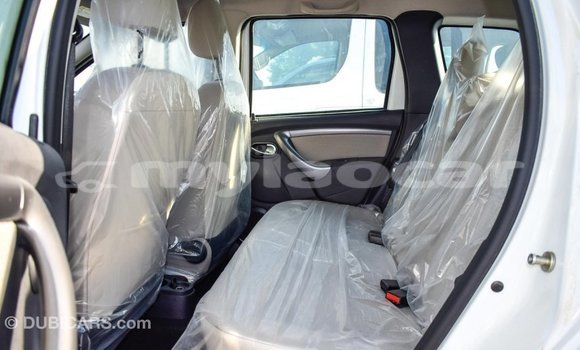 Buy Import Renault Duster White Car in Import - Dubai in Attapeu Province Buy Import Renault Duster White Car in Import - Dubai in Attapeu Province