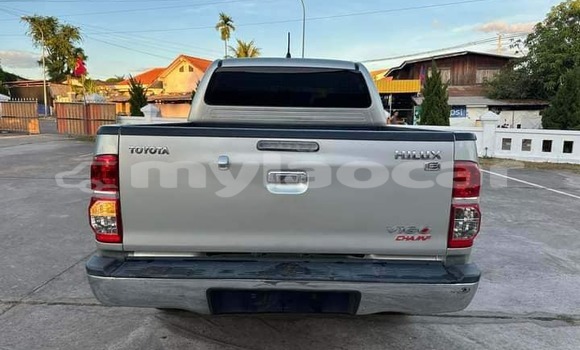 Buy Used Toyota Hilux Other Car in Vientiane in Vientiane Province Buy Used Toyota Hilux Other Car in Vientiane in Vientiane Province