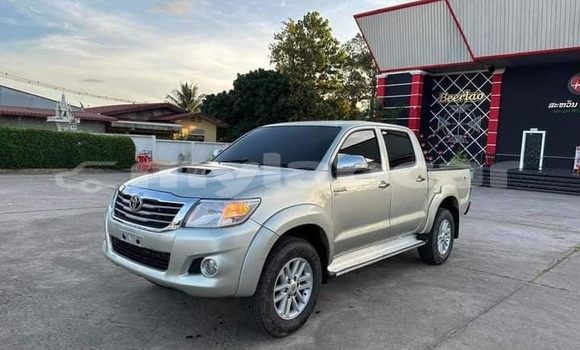 Buy Used Toyota Hilux Other Car in Vientiane in Vientiane Province Buy Used Toyota Hilux Other Car in Vientiane in Vientiane Province