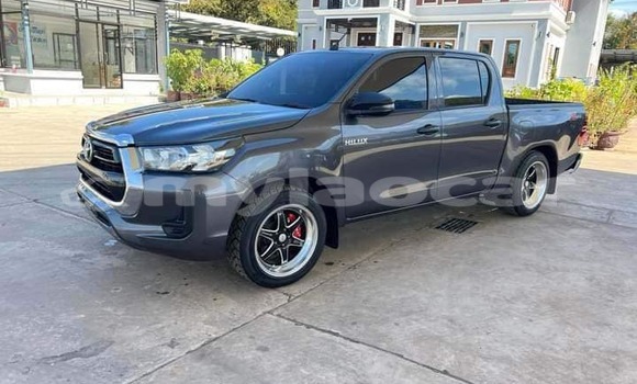 Buy Used Toyota Hilux Other Car in Vientiane in Vientiane Province Buy Used Toyota Hilux Other Car in Vientiane in Vientiane Province