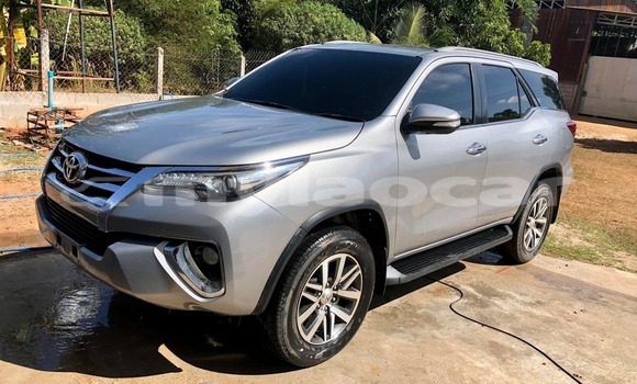 Buy Used Toyota Fortuner Other Car in Vientiane in Vientiane Province Buy Used Toyota Fortuner Other Car in Vientiane in Vientiane Province