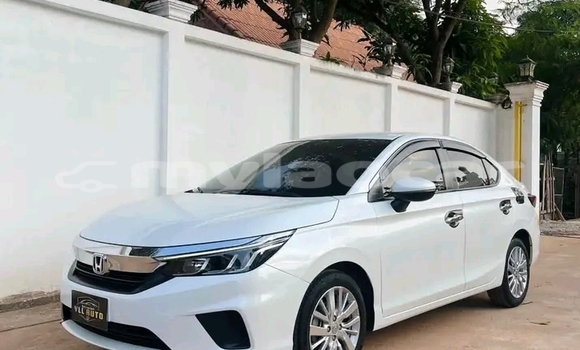 Acheter Occasion Voiture Honda City Blanc à Pakxan, Bolikhamxai Province Acheter Occasion Voiture Honda City Blanc à Pakxan, Bolikhamxai Province