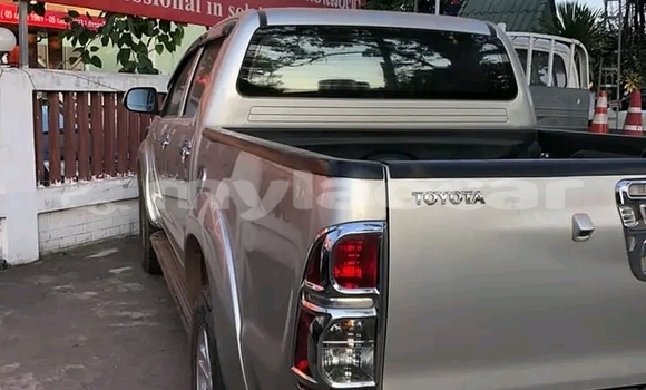 Buy Used Toyota Hilux Other Car in Pakxan in Bolikhamxai Province Buy Used Toyota Hilux Other Car in Pakxan in Bolikhamxai Province
