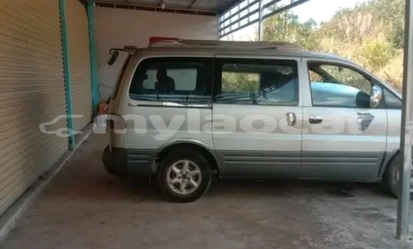 Buy Used Toyota Avanza Other Car in Huayxay in Bokeo Province