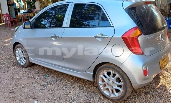 Buy Used Bedford CFS Other Car in Huayxay in Bokeo Province