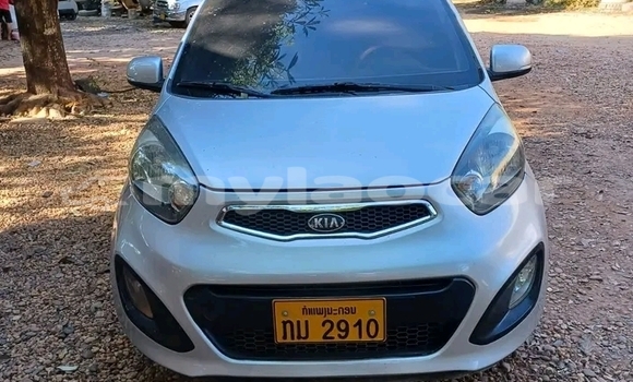 Buy Used Bedford CFS Other Car in Huayxay in Bokeo Province Buy Used Bedford CFS Other Car in Huayxay in Bokeo Province