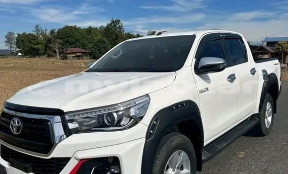 Buy Used Honda Edix White Car in Huayxay in Bokeo Province Buy Used Honda Edix White Car in Huayxay in Bokeo Province