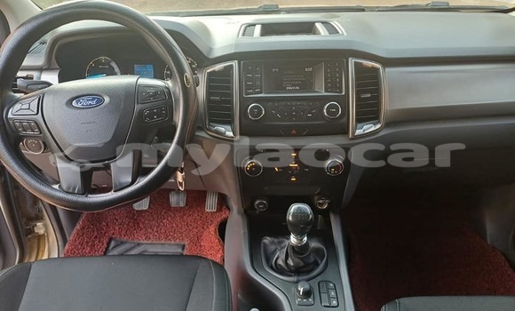 Buy Used Ford Escape White Car in Huayxay in Bokeo Province Buy Used Ford Escape White Car in Huayxay in Bokeo Province