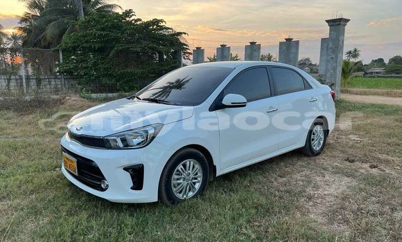 Buy Used Kia Cerato White Car in Vientiane in Vientiane Province Buy Used Kia Cerato White Car in Vientiane in Vientiane Province