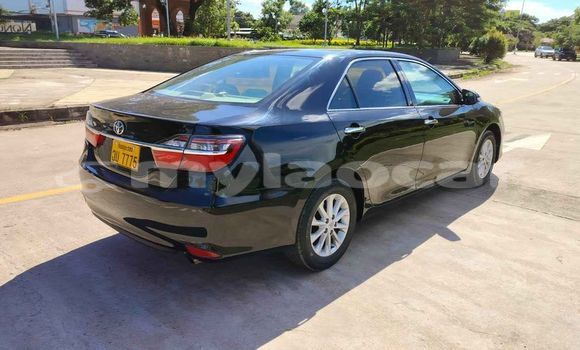 Buy Used Toyota Avensis Black Car in Vientiane in Vientiane Province Buy Used Toyota Avensis Black Car in Vientiane in Vientiane Province