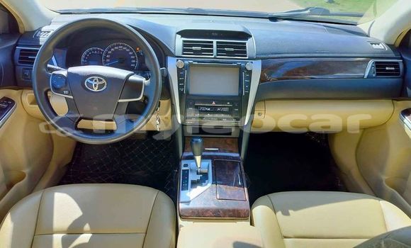 Buy Used Toyota Avensis Black Car in Vientiane in Vientiane Province Buy Used Toyota Avensis Black Car in Vientiane in Vientiane Province