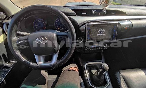 Buy Used Toyota Hiluxe Revo Other Car in Vientiane in Vientiane Province Buy Used Toyota Hiluxe Revo Other Car in Vientiane in Vientiane Province