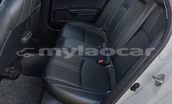 Buy Used Honda Civic White Car in Vientiane in Vientiane Province Buy Used Honda Civic White Car in Vientiane in Vientiane Province