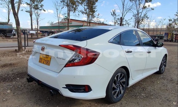 Buy Used Honda Civic White Car in Vientiane in Vientiane Province Buy Used Honda Civic White Car in Vientiane in Vientiane Province