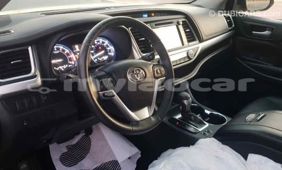 Buy Import Toyota Highlander Black Car in Import - Dubai in Attapeu Province Buy Import Toyota Highlander Black Car in Import - Dubai in Attapeu Province
