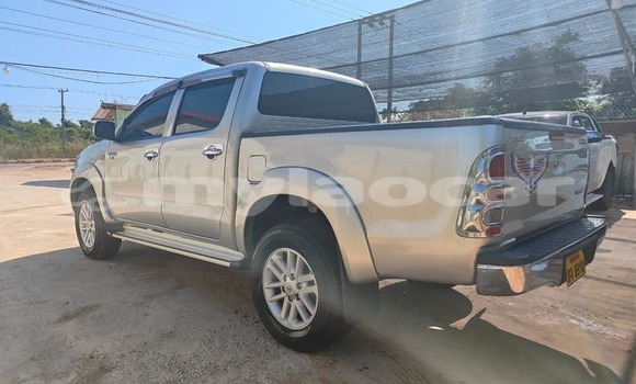 Buy Used Toyota Hilux Other Car in Vientiane in Vientiane Province Buy Used Toyota Hilux Other Car in Vientiane in Vientiane Province