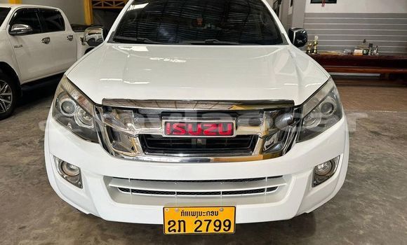 Buy Used Acura CSX White Car in Ban Nahin in Oudômxai Province Buy Used Acura CSX White Car in Ban Nahin in Oudômxai Province