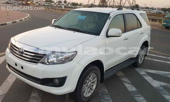 Buy Import Toyota Fortuner White Car in Import - Dubai in Attapeu Province Buy Import Toyota Fortuner White Car in Import - Dubai in Attapeu Province