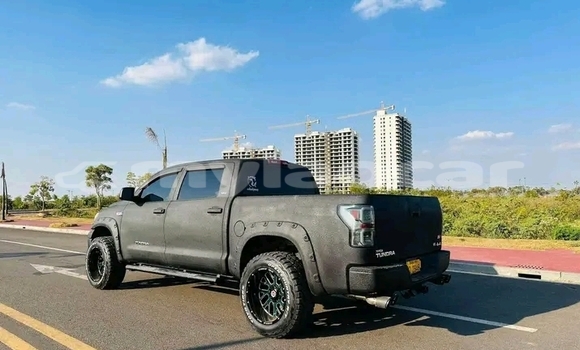 Buy Used Toyota Esquire Black Car in Luang Namtha in Luang Namtha Province Buy Used Toyota Esquire Black Car in Luang Namtha in Luang Namtha Province