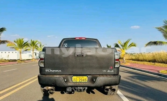 Buy Used Toyota Camry Black Car in Import - Dubai in Attapeu Province Buy Used Toyota Camry Black Car in Import - Dubai in Attapeu Province