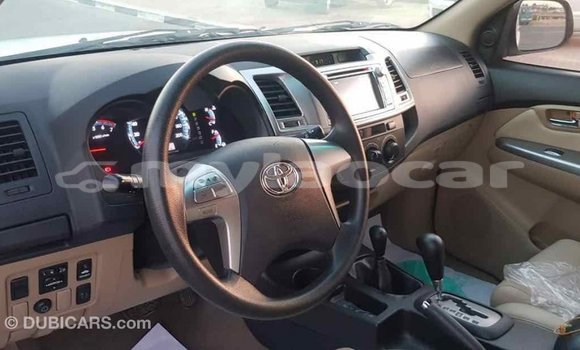 Buy Import Toyota Fortuner White Car in Import - Dubai in Attapeu Province Buy Import Toyota Fortuner White Car in Import - Dubai in Attapeu Province