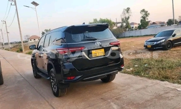 Buy Used Toyota Camry (Japan) Black Car in Luang Namtha in Luang Namtha Province Buy Used Toyota Camry (Japan) Black Car in Luang Namtha in Luang Namtha Province