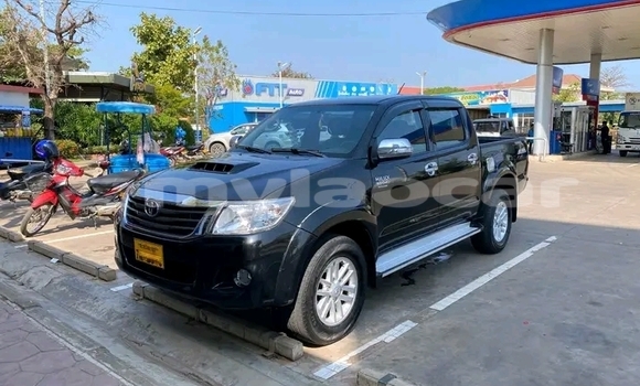 Buy Used Toyota Tacoma Black Car in Import - Dubai in Attapeu Province Buy Used Toyota Tacoma Black Car in Import - Dubai in Attapeu Province