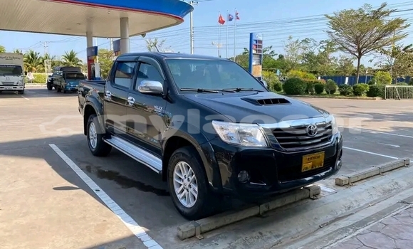 Buy Used Toyota Tacoma Black Car in Import - Dubai in Attapeu Province Buy Used Toyota Tacoma Black Car in Import - Dubai in Attapeu Province
