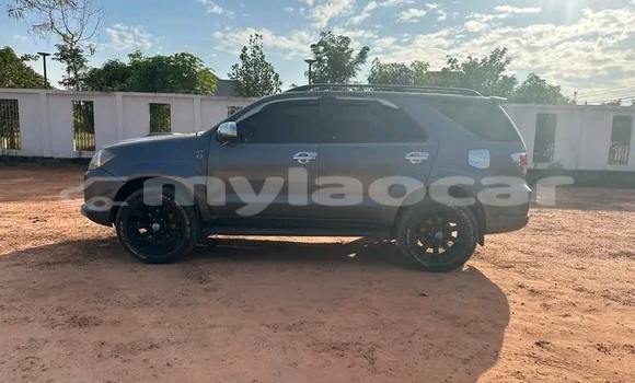 Buy Used BMW 321 Black Car in Luang Prabang in Louangphabang Province Buy Used BMW 321 Black Car in Luang Prabang in Louangphabang Province