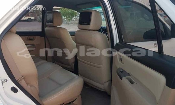 Buy Import Toyota Fortuner White Car in Import - Dubai in Attapeu Province Buy Import Toyota Fortuner White Car in Import - Dubai in Attapeu Province