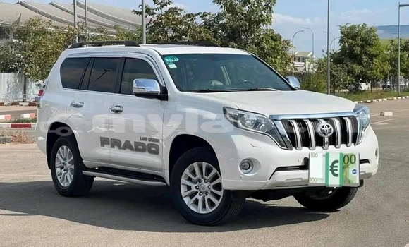 Buy Used Toyota Prado White Car in Pakxan in Bolikhamxai Province Buy Used Toyota Prado White Car in Pakxan in Bolikhamxai Province