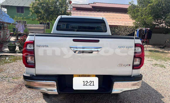 Buy Used Toyota Hilux Other Car in Vientiane in Vientiane Province Buy Used Toyota Hilux Other Car in Vientiane in Vientiane Province