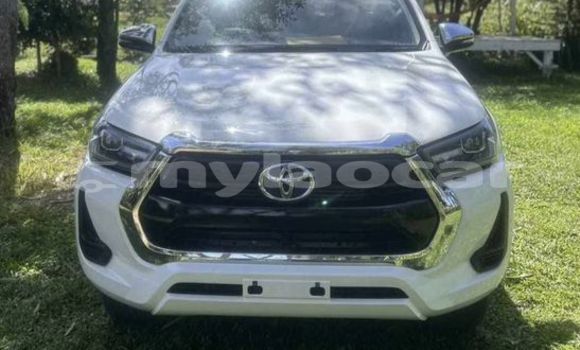 Buy Used Toyota Hilux Other Car in Vientiane in Vientiane Province Buy Used Toyota Hilux Other Car in Vientiane in Vientiane Province