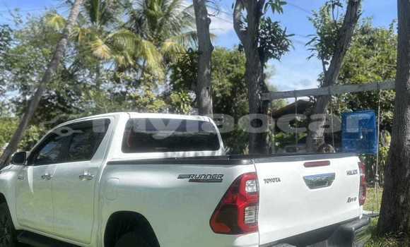 Buy Used Toyota Hilux Other Car in Vientiane in Vientiane Province Buy Used Toyota Hilux Other Car in Vientiane in Vientiane Province