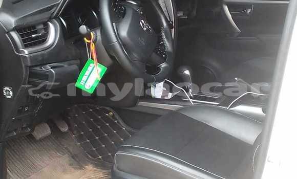 Buy Used Toyota Fortuner White Car in Vientiane in Vientiane Province Buy Used Toyota Fortuner White Car in Vientiane in Vientiane Province